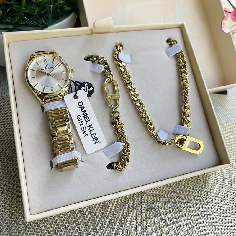 Daniel Klein Gift Set For Women With Gold-tone Watch